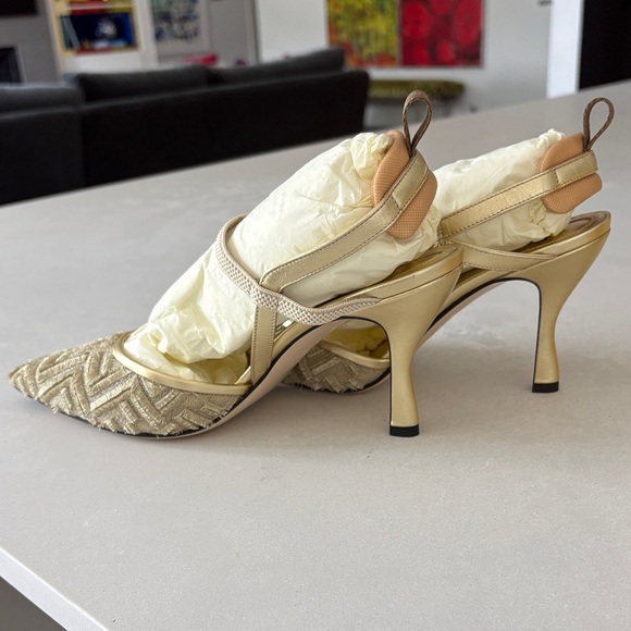 Fendi Metallic Gold Pointed Slingback Heels - Picture 5 of 6